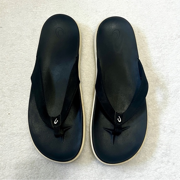 OluKai Nu'a Pi'o Black & White Thong Flip Flop Sandals - Size 11 - Picture 3 of 10